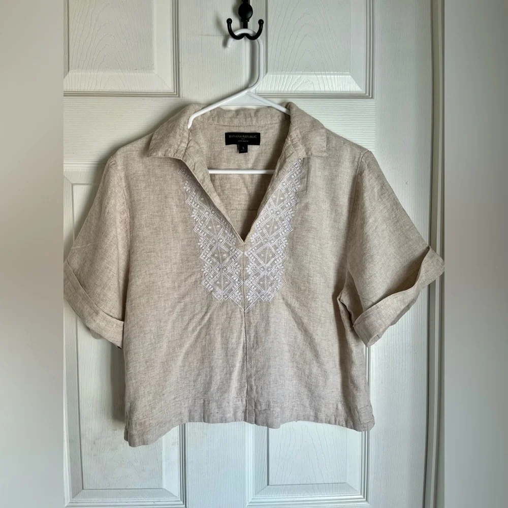 Banana Republic Women's Cropped Linen Embroidered Top - Picture 8 of 9
